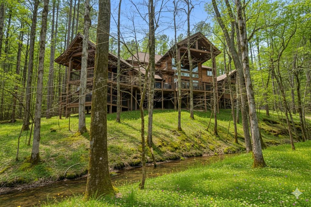 258 Pinehurst Lane