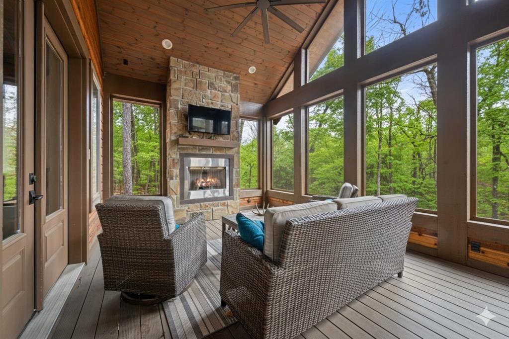 258 Pinehurst Lane