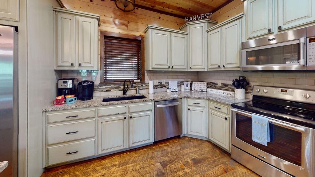13 Whispering Pines Road