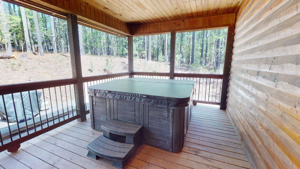 13 Whispering Pines Road