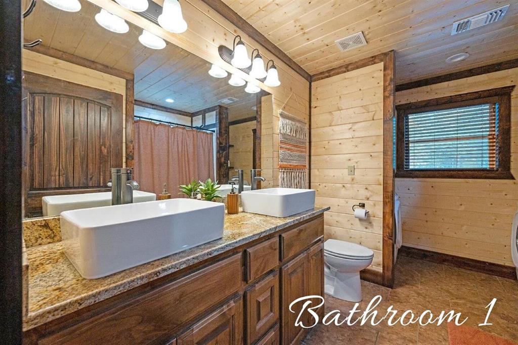 334 Carter Valley Lane