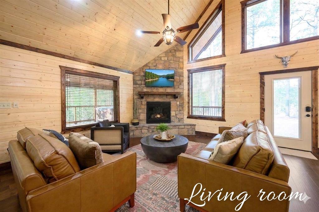 334 Carter Valley Lane