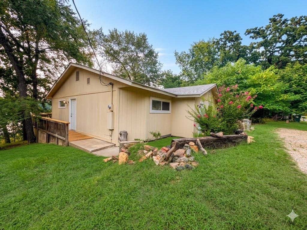 1106 Peninsula Drive