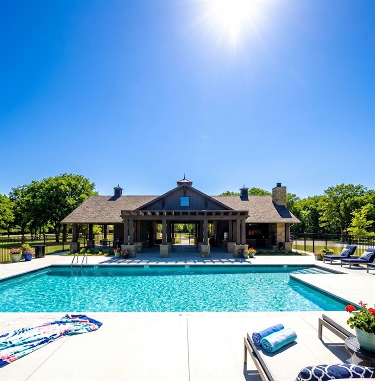 33 Patriot Pointe Lake