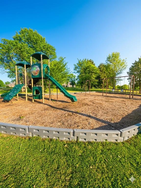 33 Patriot Pointe Lake