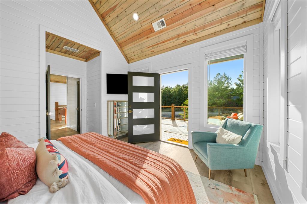 1408 N Lukfata Trail