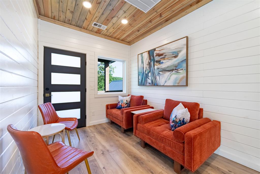 1408 N Lukfata Trail