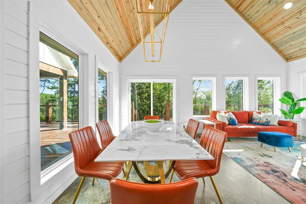 1408 N Lukfata Trail