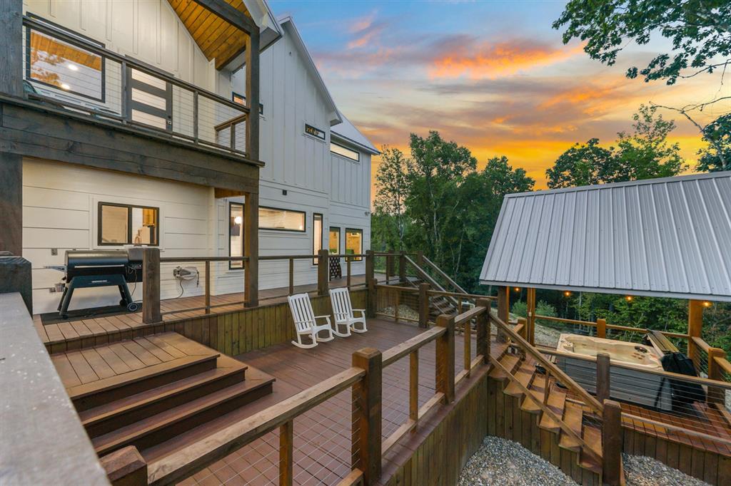 1408 N Lukfata Trail