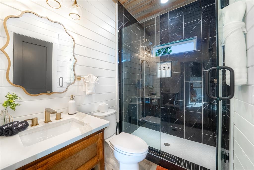 1408 N Lukfata Trail