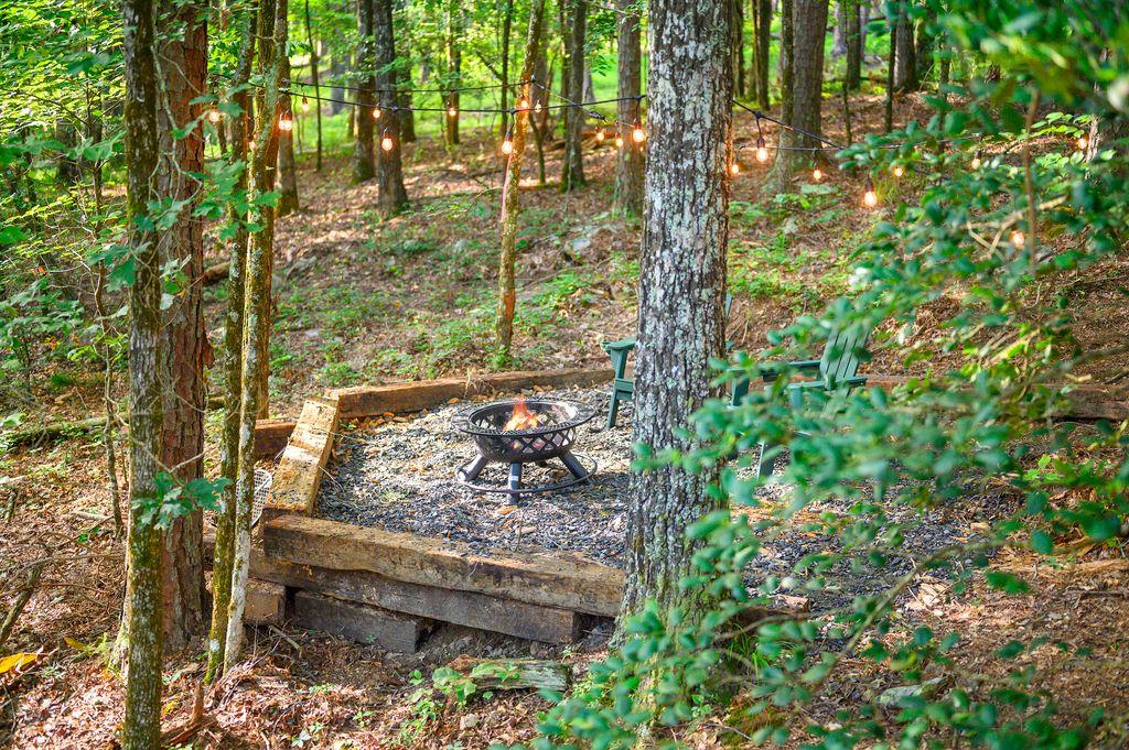 122 Sherwood Forest Lane