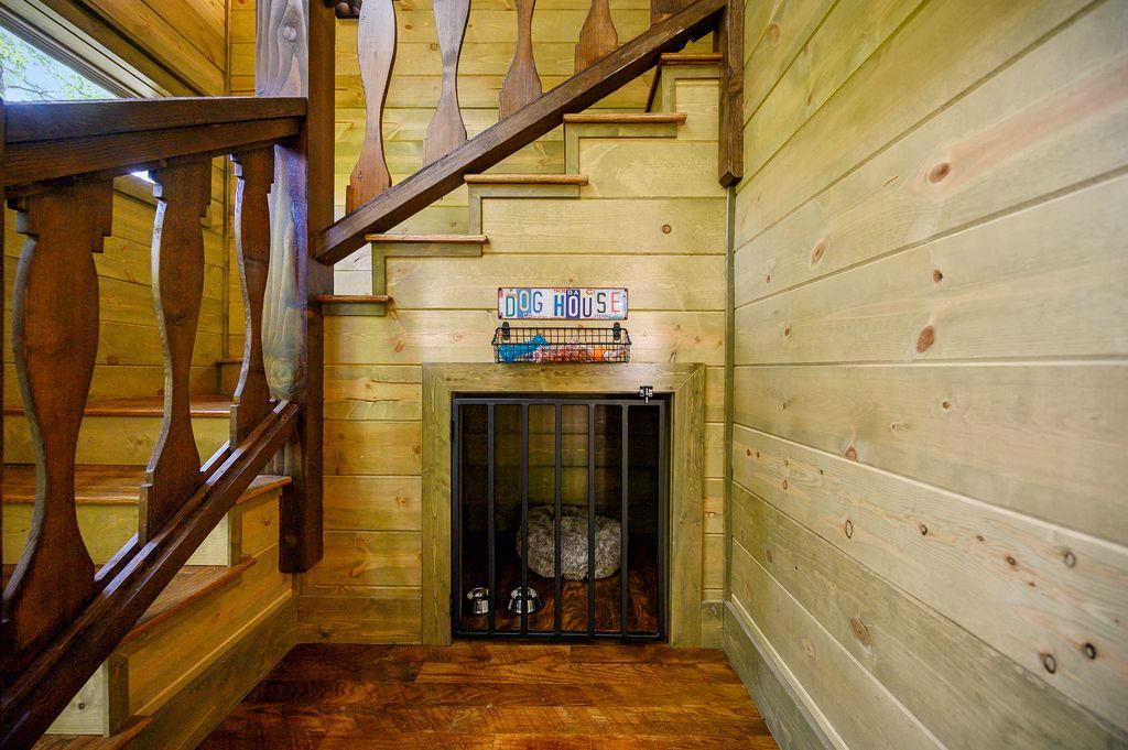 122 Sherwood Forest Lane