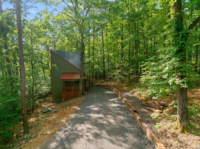 122 Sherwood Forest Lane