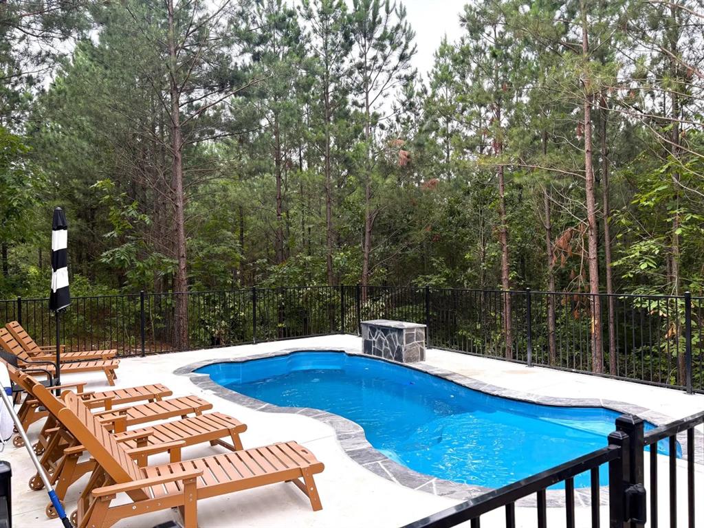 47 Canoe Birch Trail