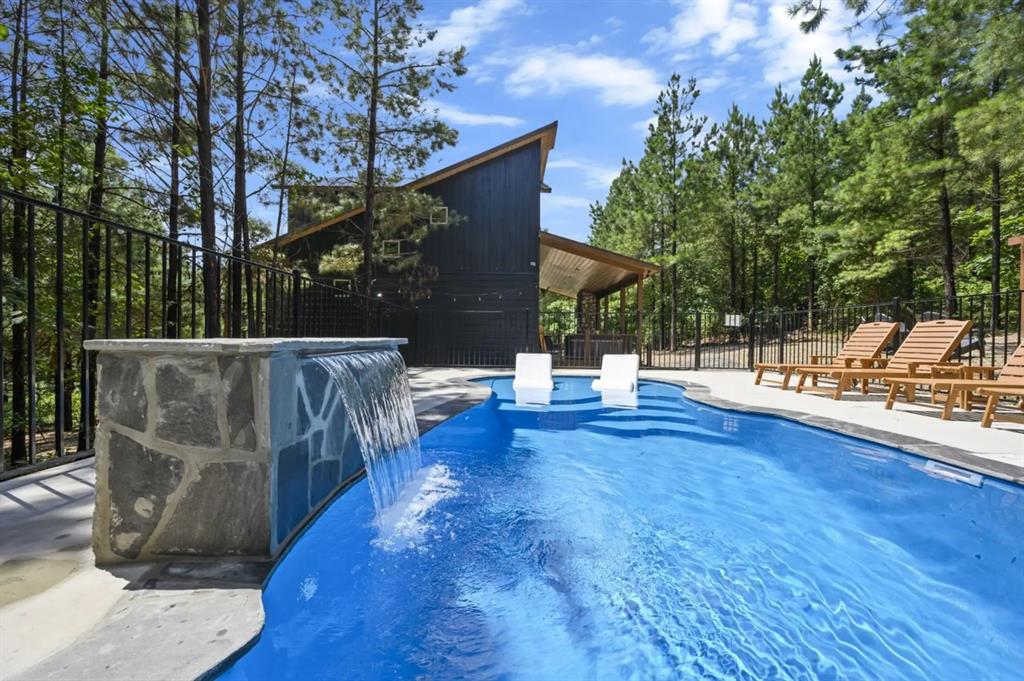 47 Canoe Birch Trail