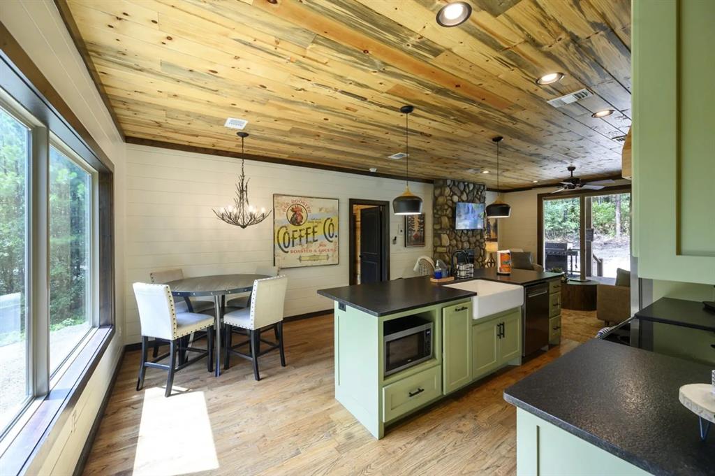 47 Canoe Birch Trail