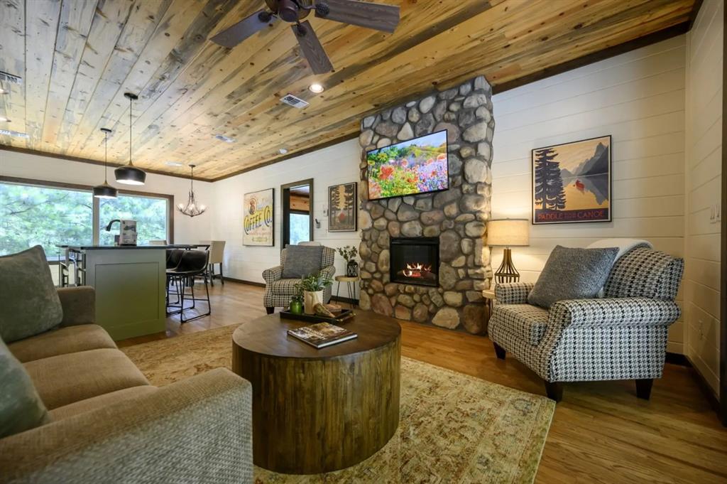 47 Canoe Birch Trail