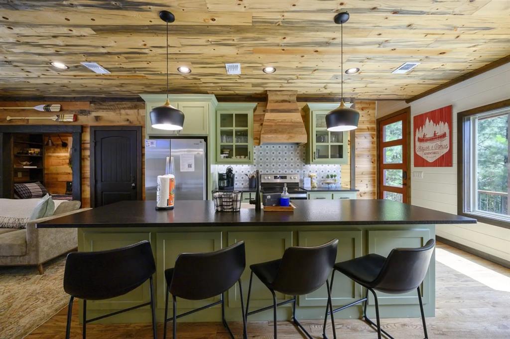47 Canoe Birch Trail