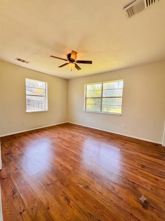 312 E Meadowview Lane