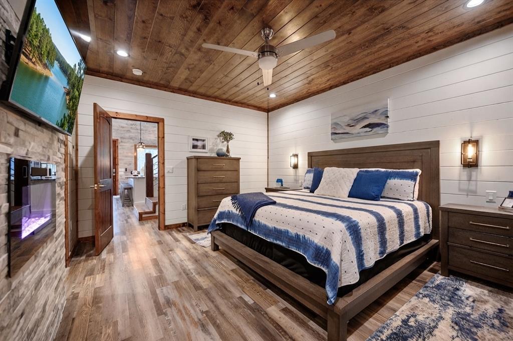 111 Red Berry Trail