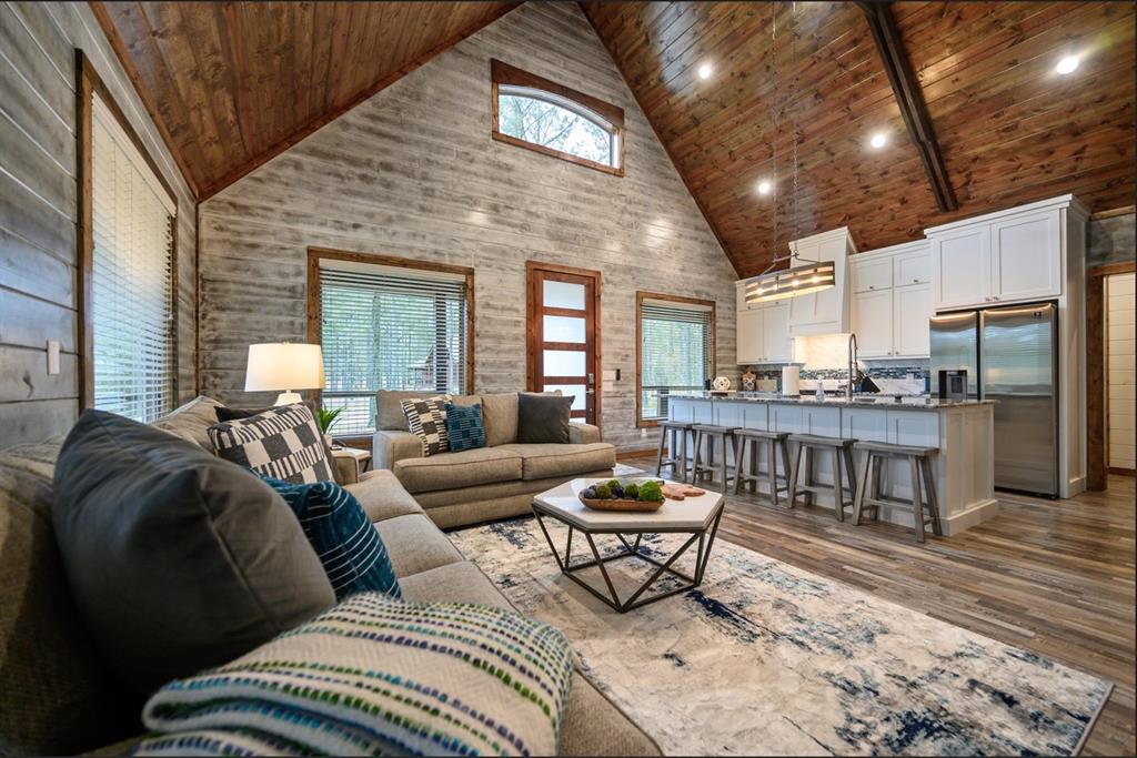 111 Red Berry Trail
