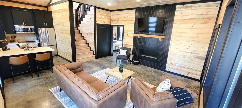 207 Bear Hickory Trail