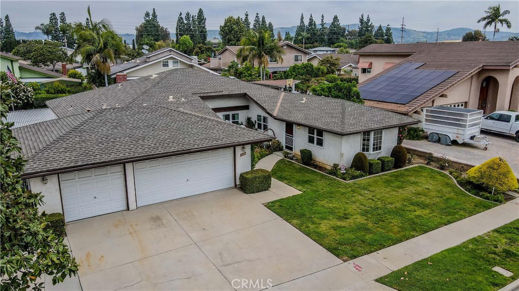 733 Las Riendas Drive