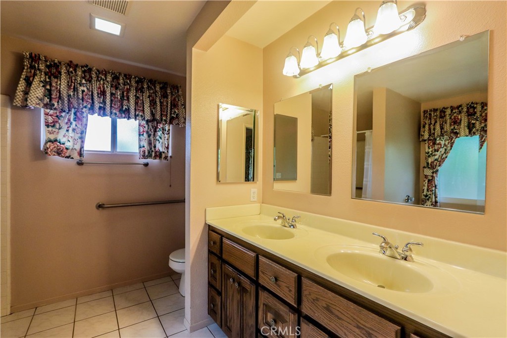 733 Las Riendas Drive