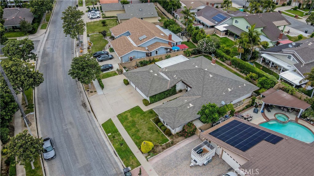 733 Las Riendas Drive