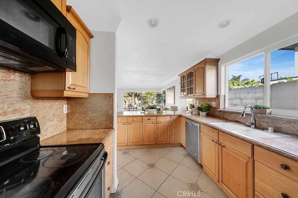 6781 Bridgewater Drive