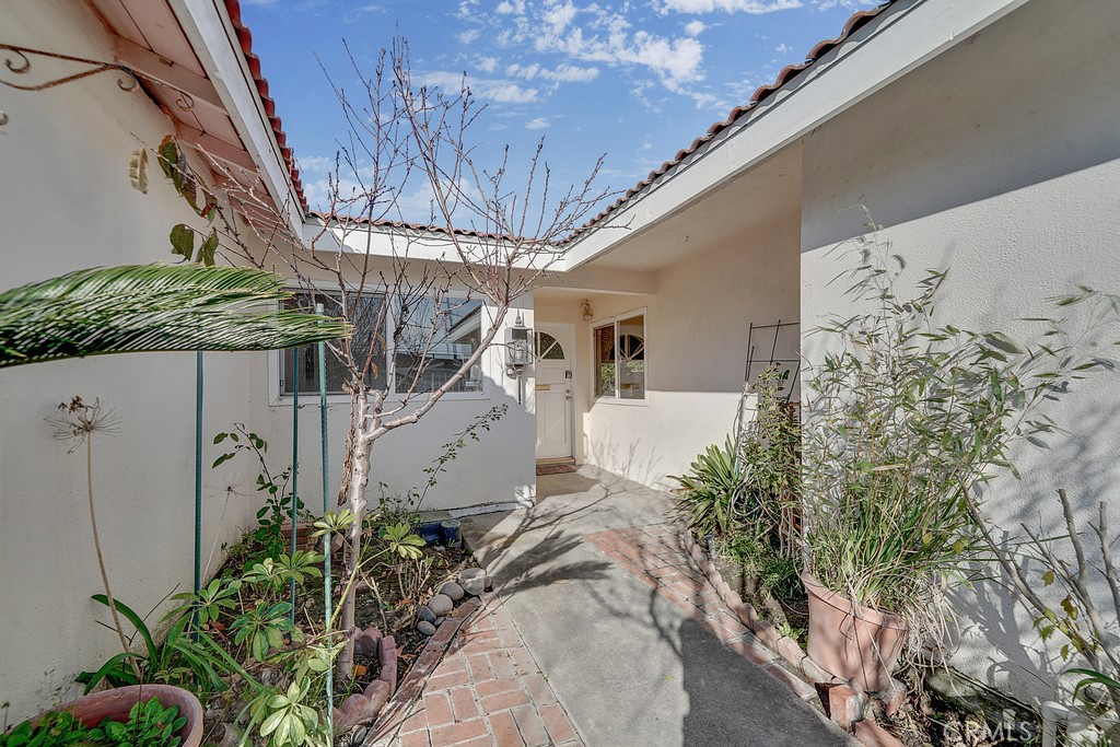 6781 Bridgewater Drive