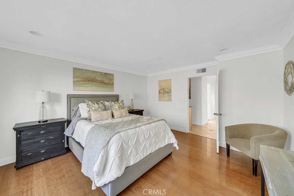 6781 Bridgewater Drive