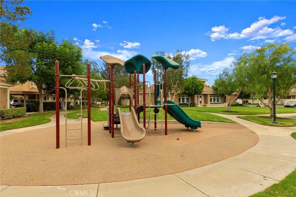 8439 E Teton Court