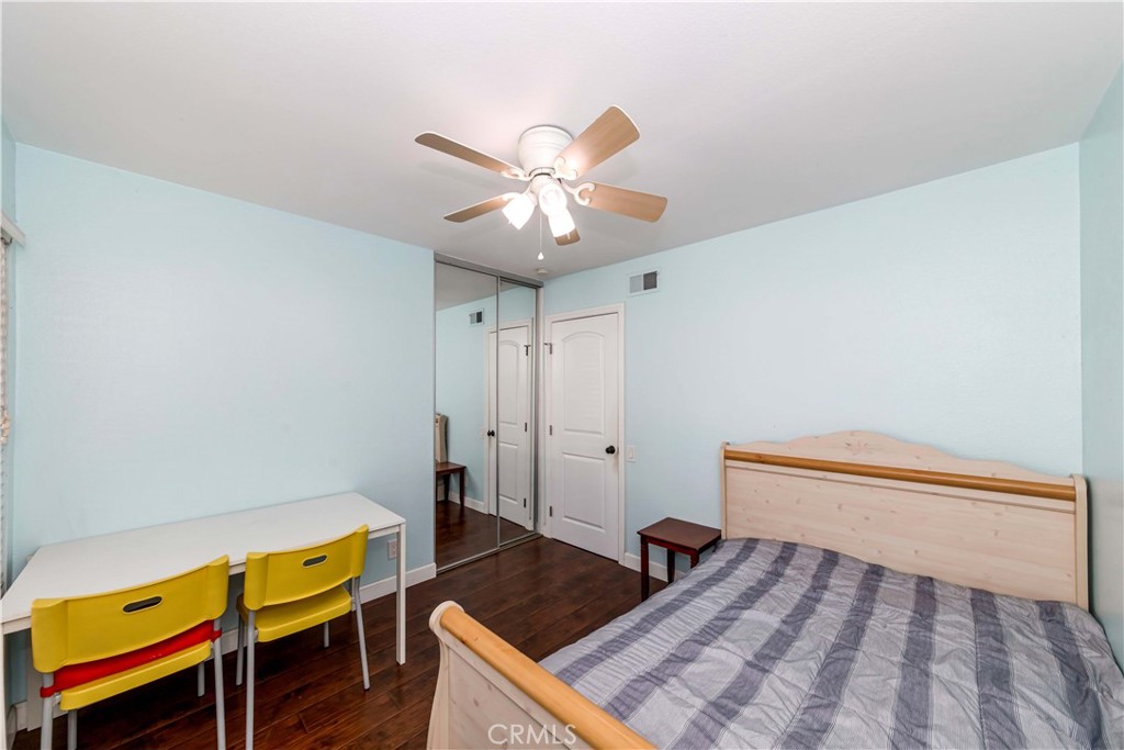 2120 Avenida Soledad