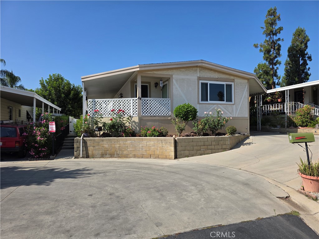 44 Taylor Court