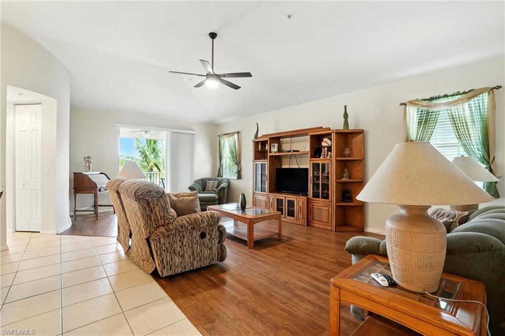 1141 Van Loon Commons CIR # 305