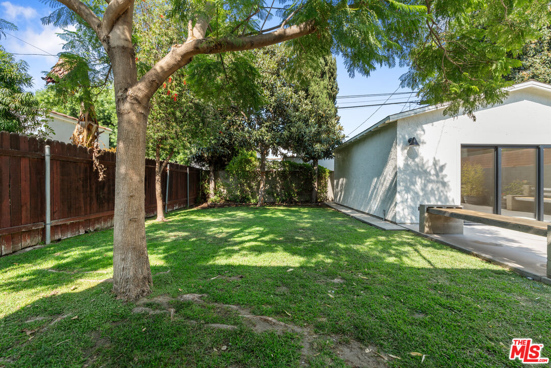 4031 Edenhurst Ave