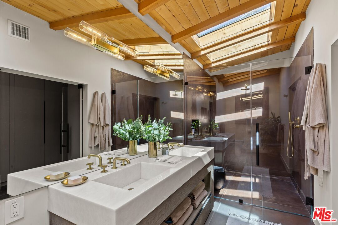 19591 Prickly Pear Trl