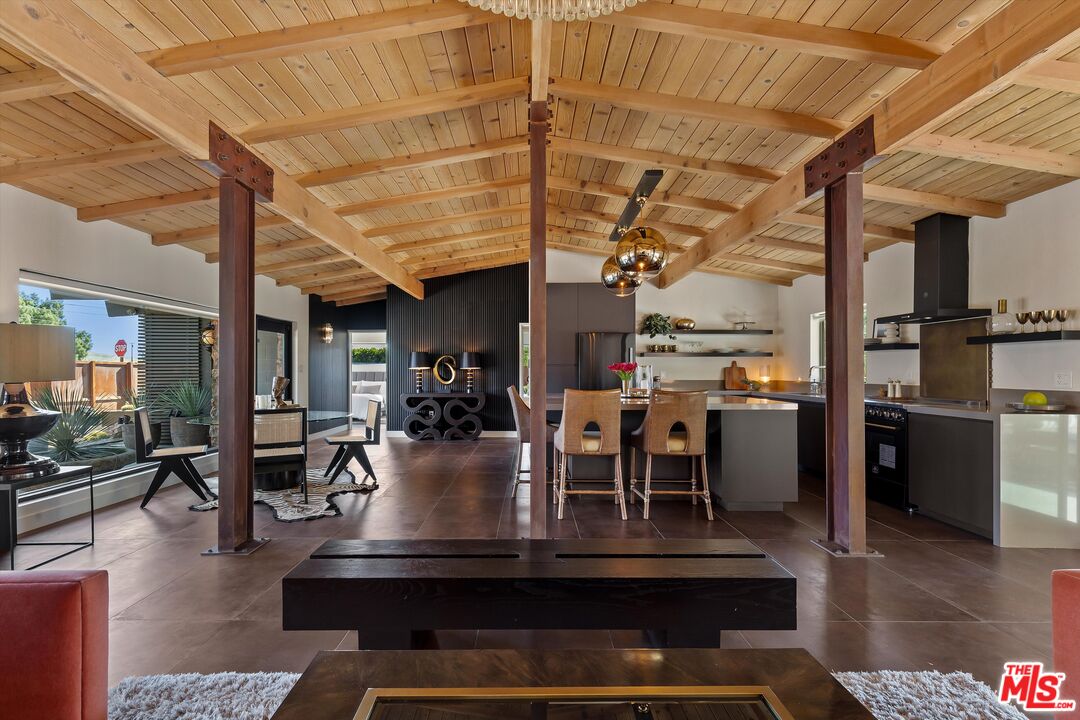 19591 Prickly Pear Trl