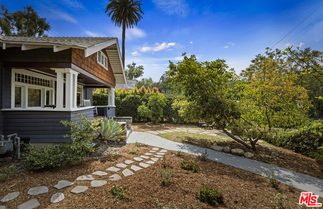 201 S Avenue 55
