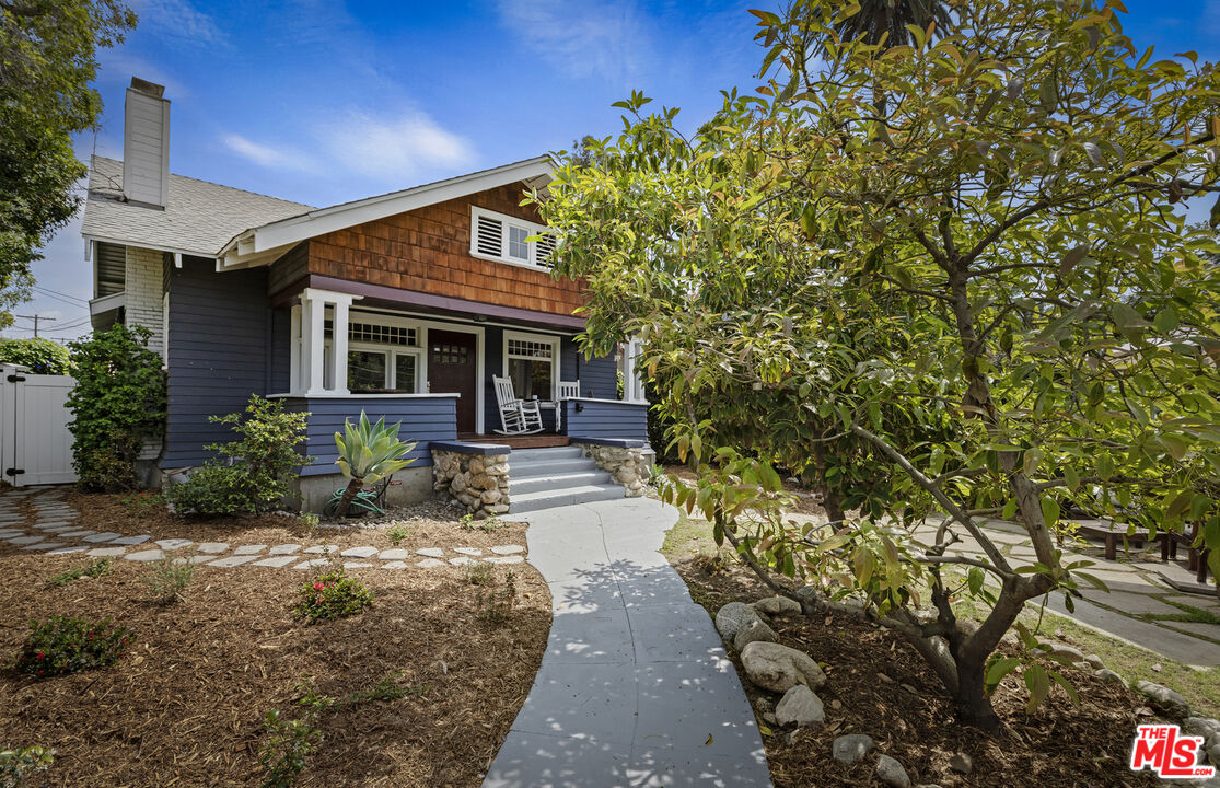 201 S Avenue 55