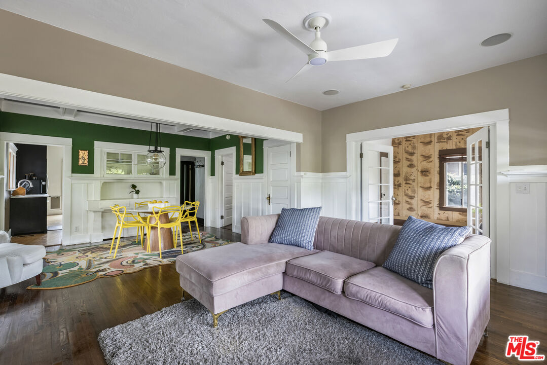 201 S Avenue 55