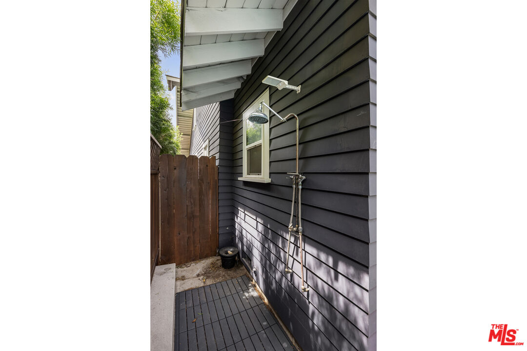 201 S Avenue 55