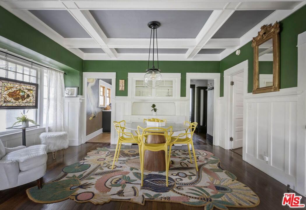 201 S Avenue 55