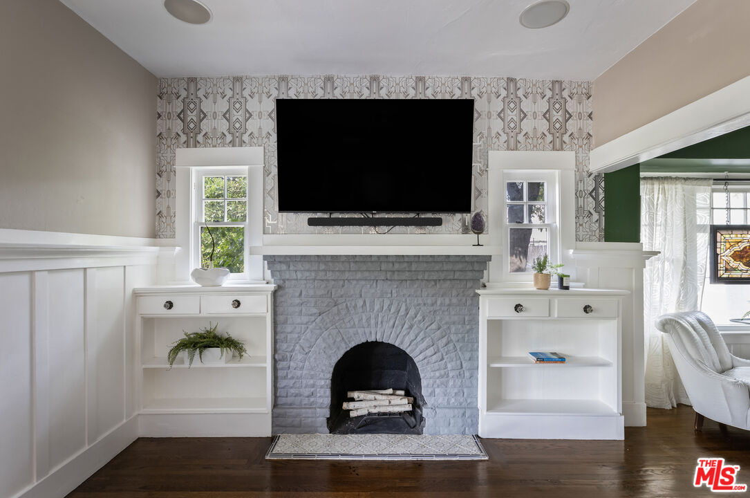 201 S Avenue 55