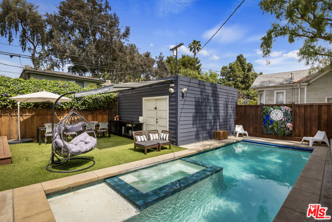 201 S Avenue 55