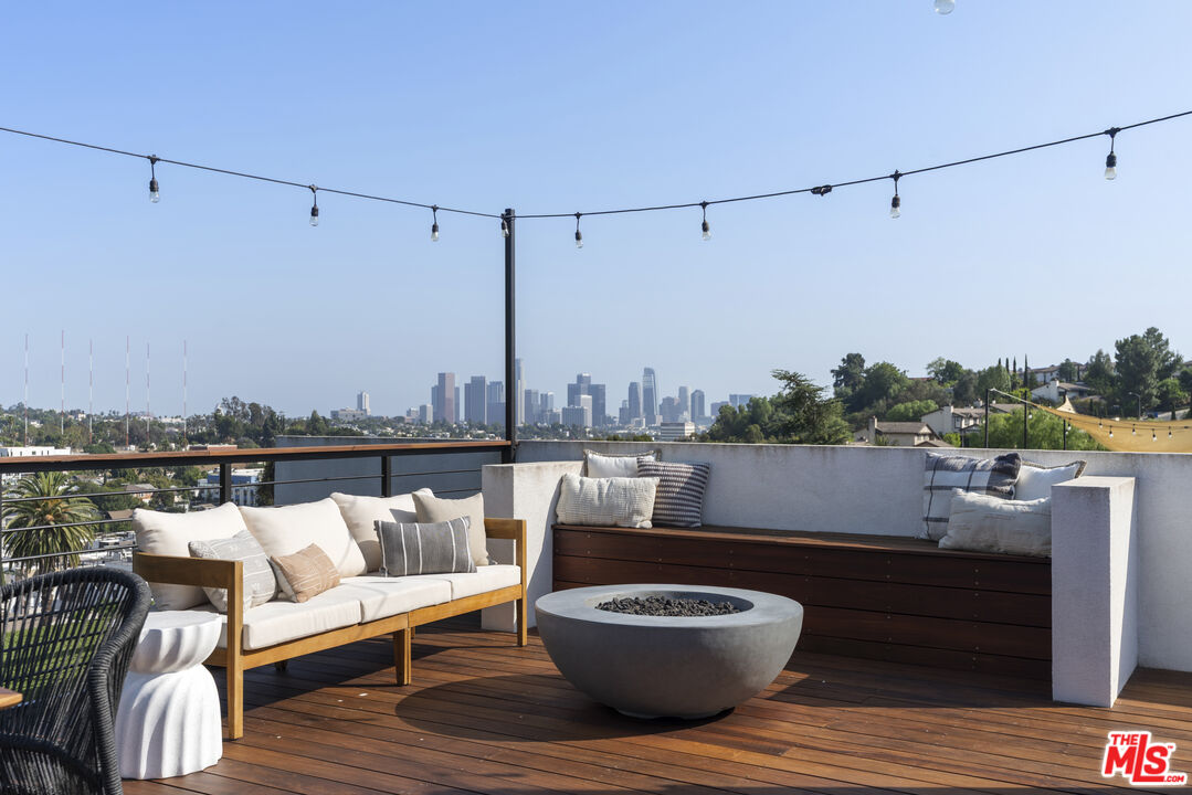 2267 Duane St Unit: 3