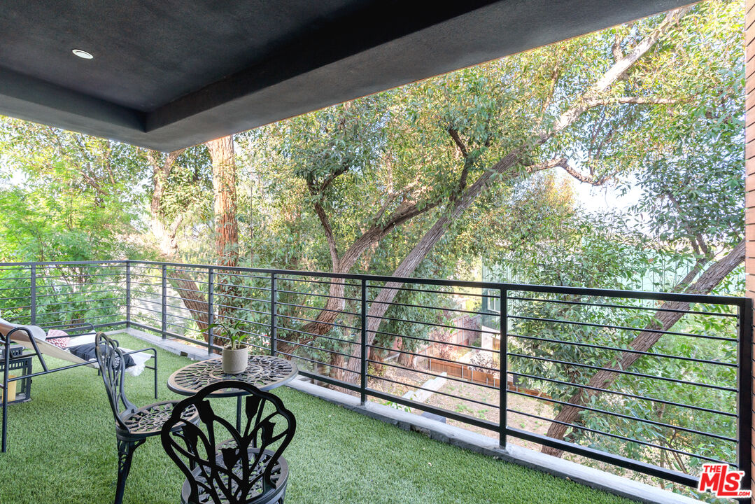 2267 Duane St Unit: 3