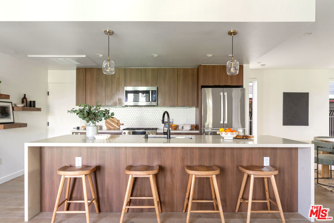 2267 Duane St Unit: 3