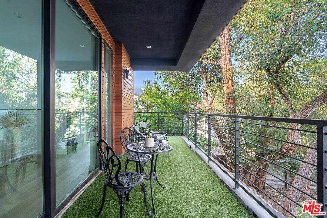 2267 Duane St Unit: 3